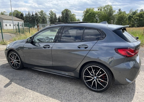 BMW Seria 1 cena 120000 przebieg: 64000, rok produkcji 2019 z Pleszew małe 46